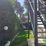 Poolside Elsa Appartement