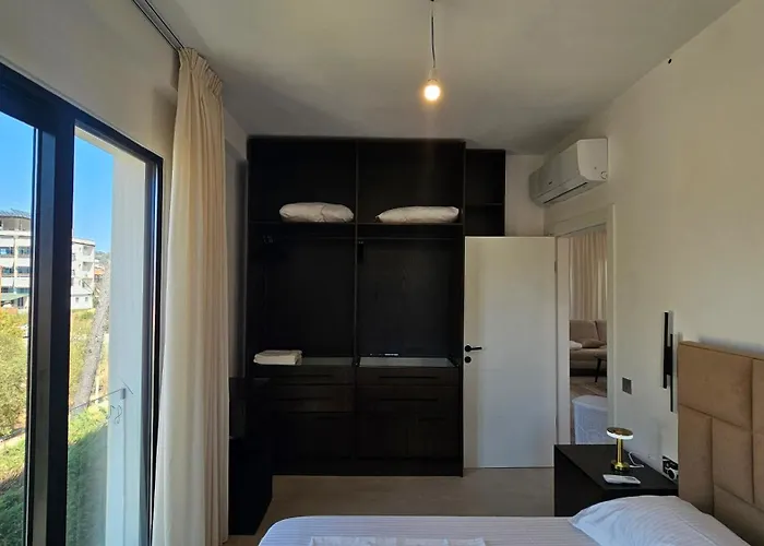 Poolside Villa Elsa Golem * Golem (Tirana)