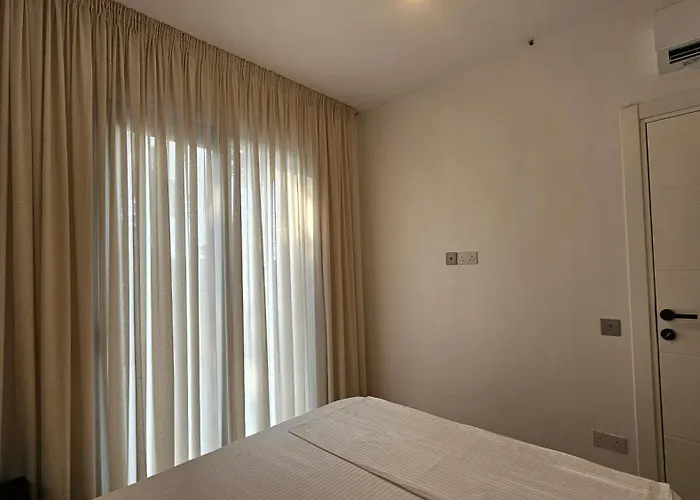 Poolside Apartments Villa Elsa Golem * Golem (Tirana)